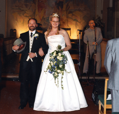 Spot Mike Salt in the background, singing us out